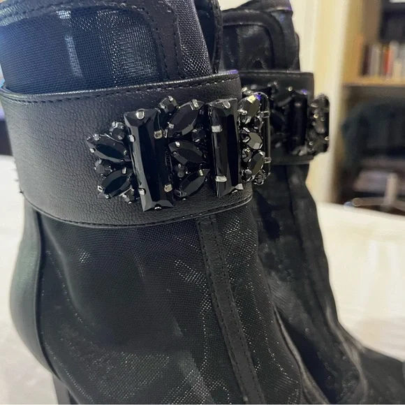 Women’s Karl Lagerfeld Black Sheer Jeweled Zipper Ankle Boots Size 6 - Picture 4 of 13